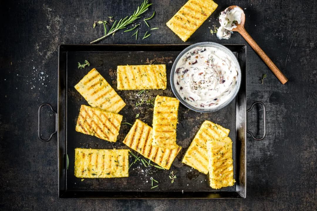 Recette de polenta grillée : des astuces pour un accompagnement parfait