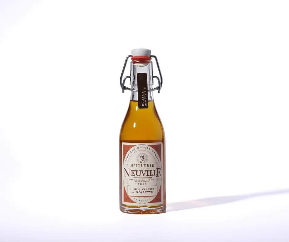 Huile de noisette grillée : bienfaits, recettes et secrets culinaires