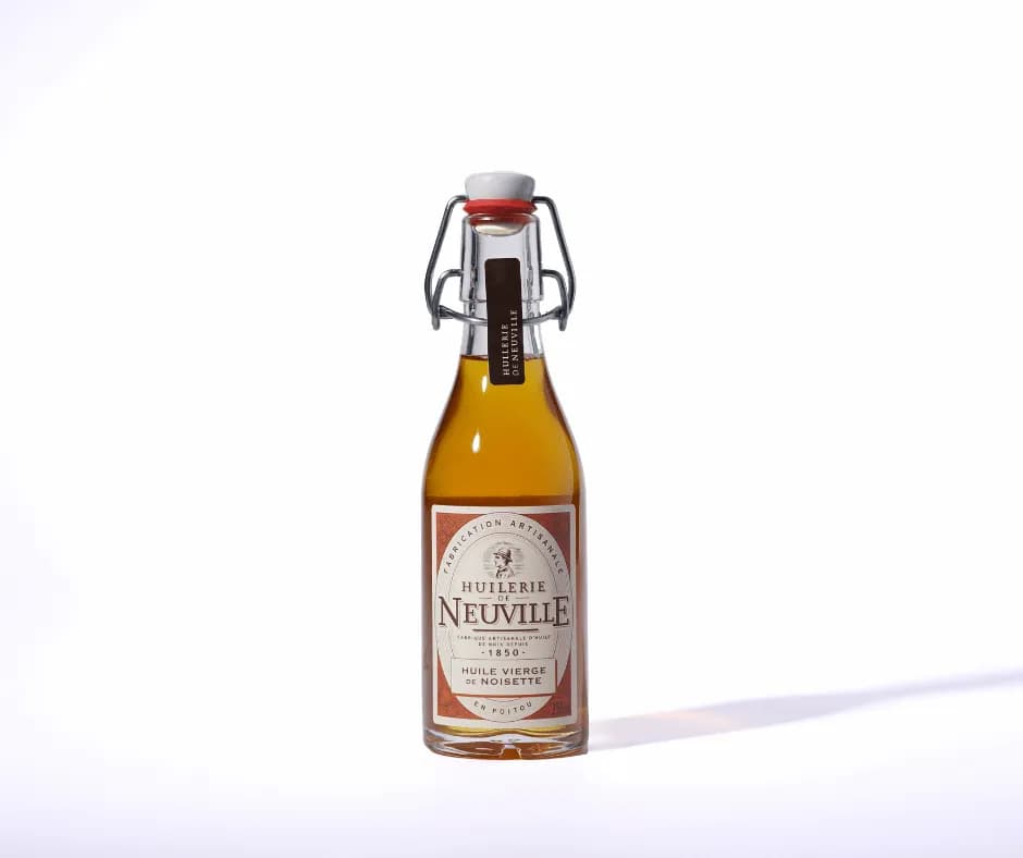 Huile de noisette grillée : bienfaits, recettes et secrets culinaires