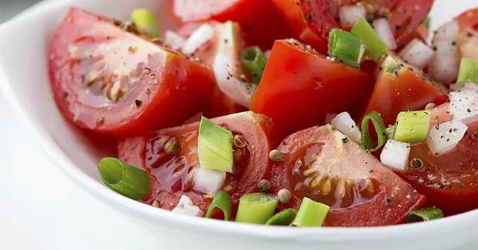 Recette de salade de tomates : simple, rapide et délicieuse à préparer
