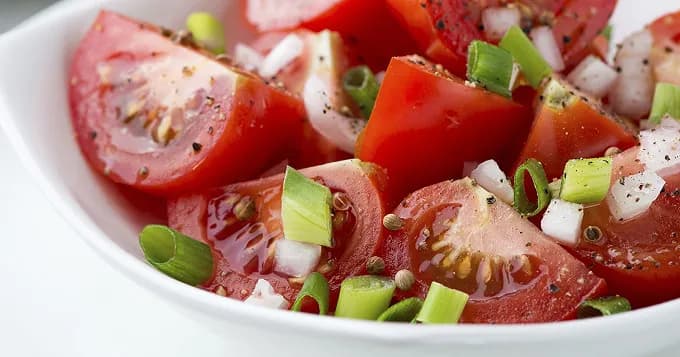 Recette de salade de tomates : simple, rapide et délicieuse à préparer