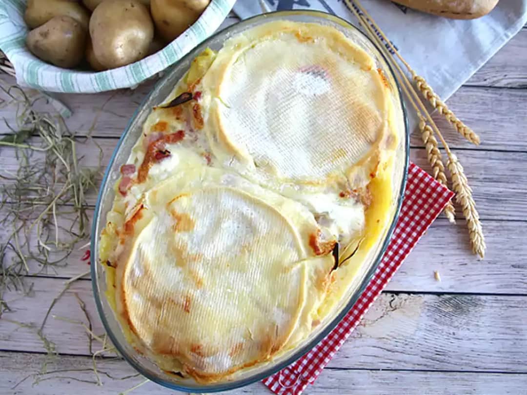 Ingrédients essentiels pour réussir votre tartiflette savoyarde parfaite